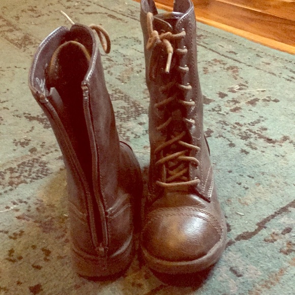 Shoes - Girls rocker boots